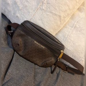MK Fanny bag